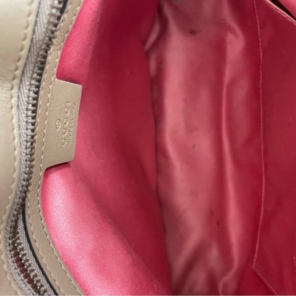 Gucci Marmont Medium tan Velvet Quilted tan Velvet Matelasse Gold GG Bag - Picture 4 of 4